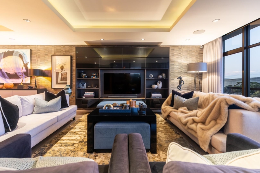 3 Bedroom Property for Sale in Green Point Western Cape